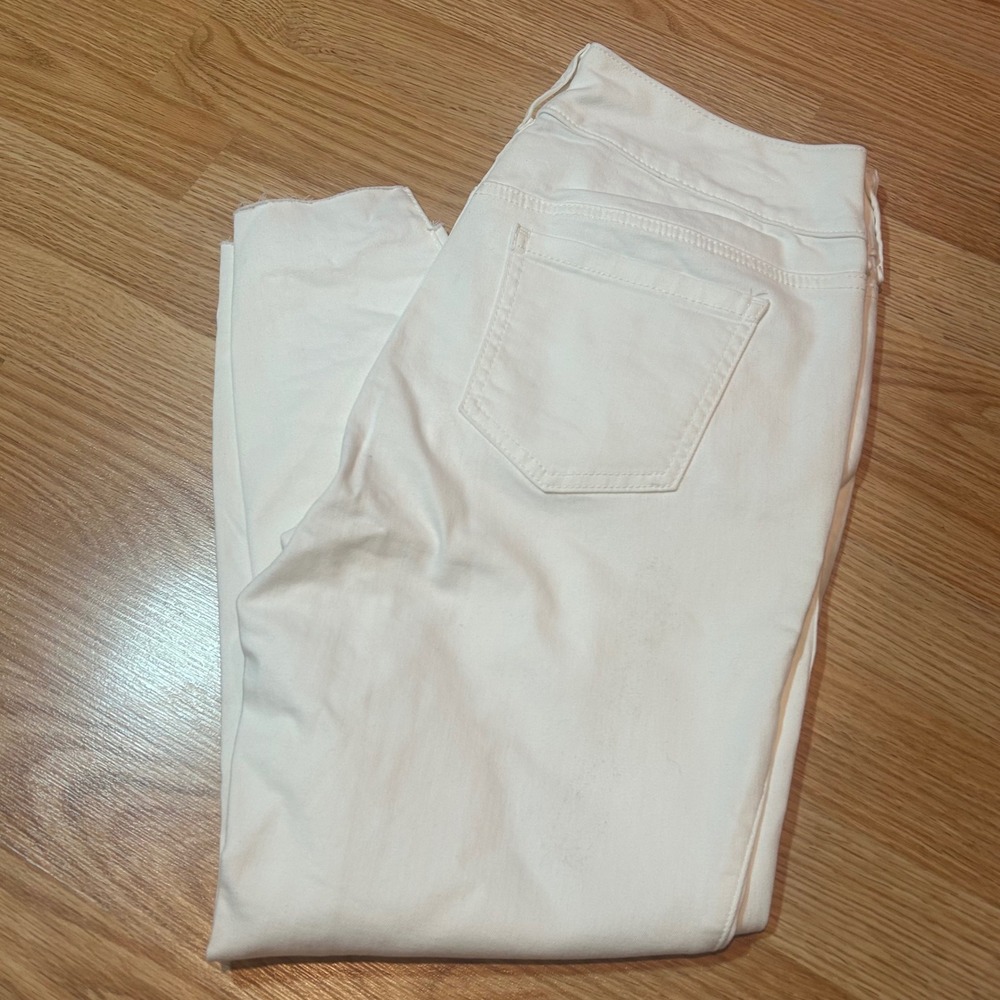 Torrid‎ Feel The Fit Jeggings White High Rise Triple Button Raw Hem Womens 12S